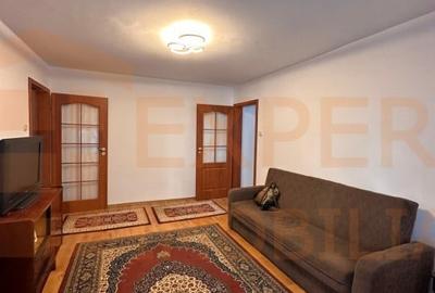 Apartament cu 3 camere semidecomandat în Tomis Nord