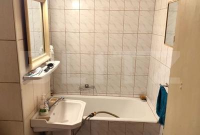 Apartament cu 3 camere decomandat în Târgu Cucu - 6