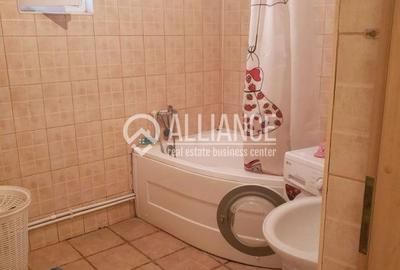 Casă individuală cu 6 camere cu Canalizare în Central - 7