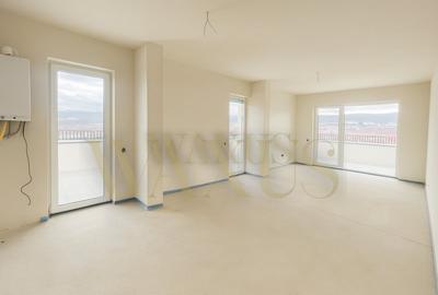 Apartament cu 3 camere semidecomandat în Florești - 2
