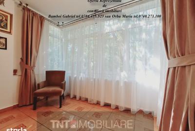 Apartament cu 2 camere decomandat în Podu Roș