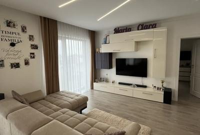 Apartament cu 3 camere decomandat, mobilat în Albert