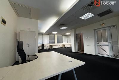 Birou, de 180 mp, în Complex Studențesc - 4