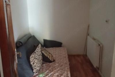 Casă cu 2 camere cu Teren 350 Mp în Piața Centrală - 1