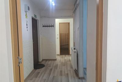 Spațiu comercial, de 54 mp, în Central