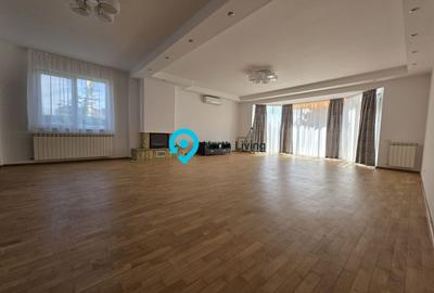 Casă individuală cu 6 camere cu Canalizare în Central - 15