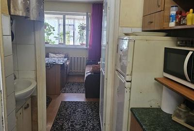 Garsonieră semidecomandată în CET