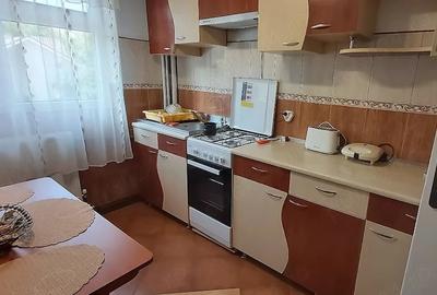 Apartament cu 3 camere semidecomandat în Central - 4