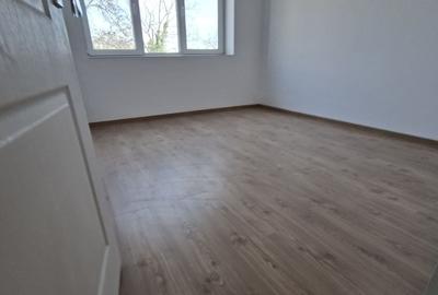 Apartament cu 2 camere în Tudor Vladimirescu
