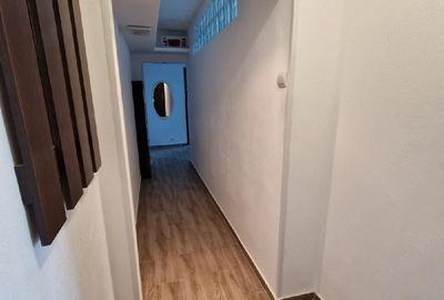 Apartament cu 2 camere decomandat în Calea Dumbrăvii - 1