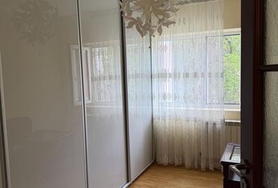 Apartament cu 3 camere decomandat în Independenței - 3