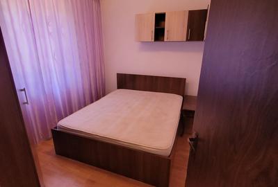 Apartament cu 2 camere semidecomandat în Florilor