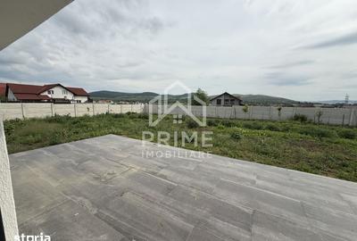 Casă cu 4 camere cu Teren 1100 Mp în Central