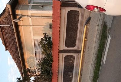 Casă cu 6 camere cu Teren 1323 Mp în Leorinț