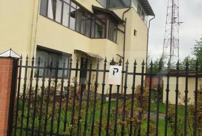 Apartament cu 4 camere decomandat în Central - 7