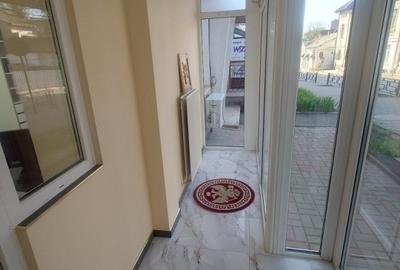 Apartament cu 4 camere decomandat în Semicentral - 3