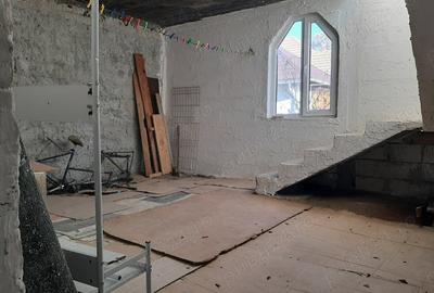 Casă cu 5 camere în Năvodari - 13