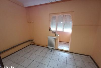 Apartament cu 3 camere decomandat în Central - 3