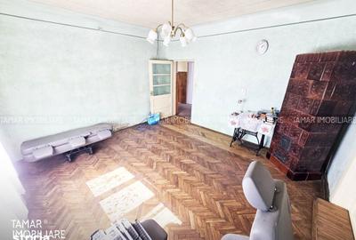 Casă cu 2 camere cu Teren 565 Mp în Grădiște - 1