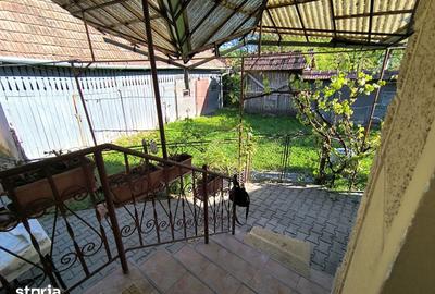Casă cu 4 camere cu Teren 1000 Mp în Ceuaș - 10