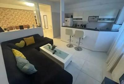 Apartament cu 2 camere nedecomandat în Apărătorii Patriei