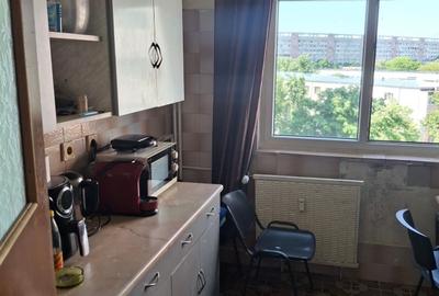 Apartament cu 2 camere semidecomandat în Titan - 1
