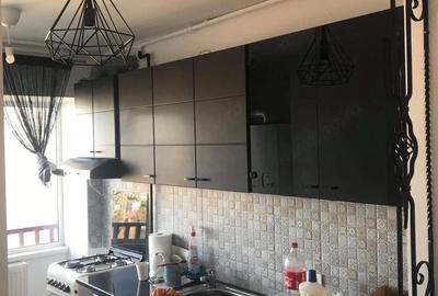 Apartament cu 2 camere decomandat în Elisabetin