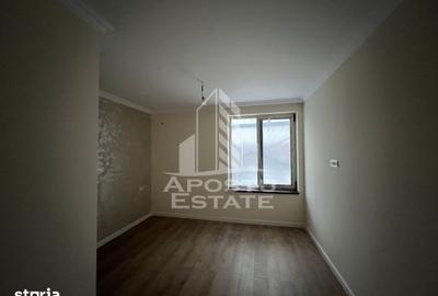 Casă cu 5 camere cu Teren 260 Mp în Giarmata
