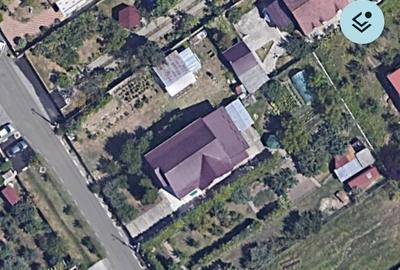 Teren de 530 mp, în Pădureni