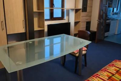 Casă cu 3 camere cu Teren 400 Mp în Central