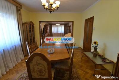 Casă cu 6 camere cu Teren 2099 Mp în Plopeni - 2