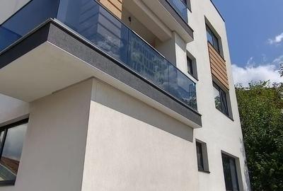 Apartament cu 2 camere decomandat în Grivița