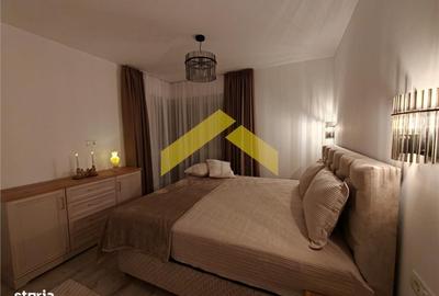 Apartament cu 3 camere semidecomandat în Central