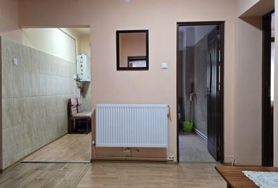 Apartament cu 2 camere decomandat în Central - 1
