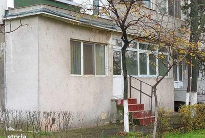 Apartament cu 3 camere semidecomandat în Țiglina 2