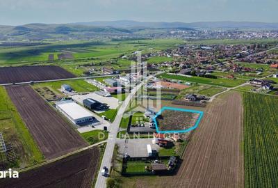 Teren de 2858 mp, în Central - 8
