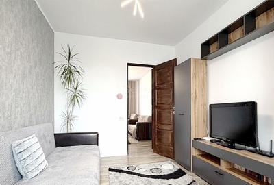 Apartament cu 2 camere semidecomandat, mobilat în Ultracentral
