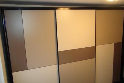Apartament cu 3 camere decomandat în Drumul Sării - 3