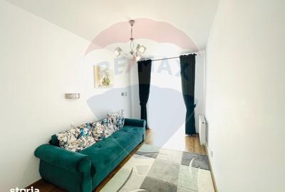 Apartament cu 3 camere decomandat în Lazaret