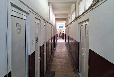 Spațiu comercial, de 13 mp, în Craiovei