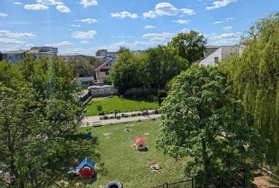 Apartament cu 3 camere decomandat în Ultracentral