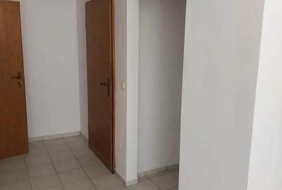 Spațiu comercial, de 67 mp, în Central - 2