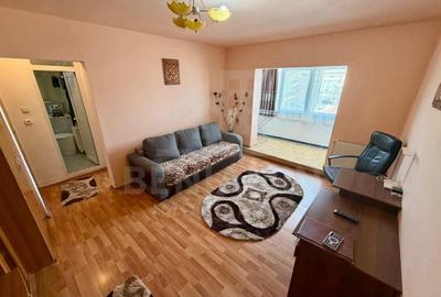 Apartament cu 2 camere semidecomandat, mobilat în Craiovița Nouă