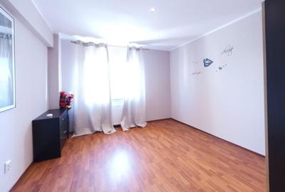 Apartament cu 4 camere decomandat în Exercițiu - 10