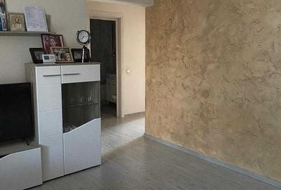 Apartament cu 3 camere în Progresul - 1