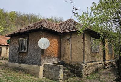 Casă cu 4 camere în Ciuntești - 1