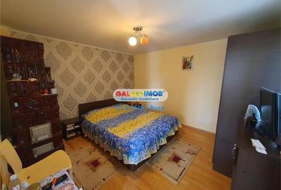 Casă cu 4 camere cu Teren 880 Mp în Exterior Sud - 3