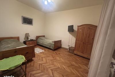Spațiu comercial, de 75 mp, în Central