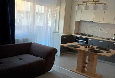 Apartament cu 3 camere decomandat în Central - 3