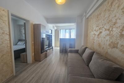 Apartament cu 3 camere semidecomandat în Centru Civic - 2